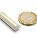 staafmagneet ø8 hoogte 30 mm. Houdkracht 2,7 kg.