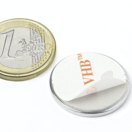 zelfklevende schijfmagneet ø25 hoogte 2 mm. Houdkracht ± 2,9 kg