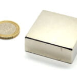 Grote blokmagneet